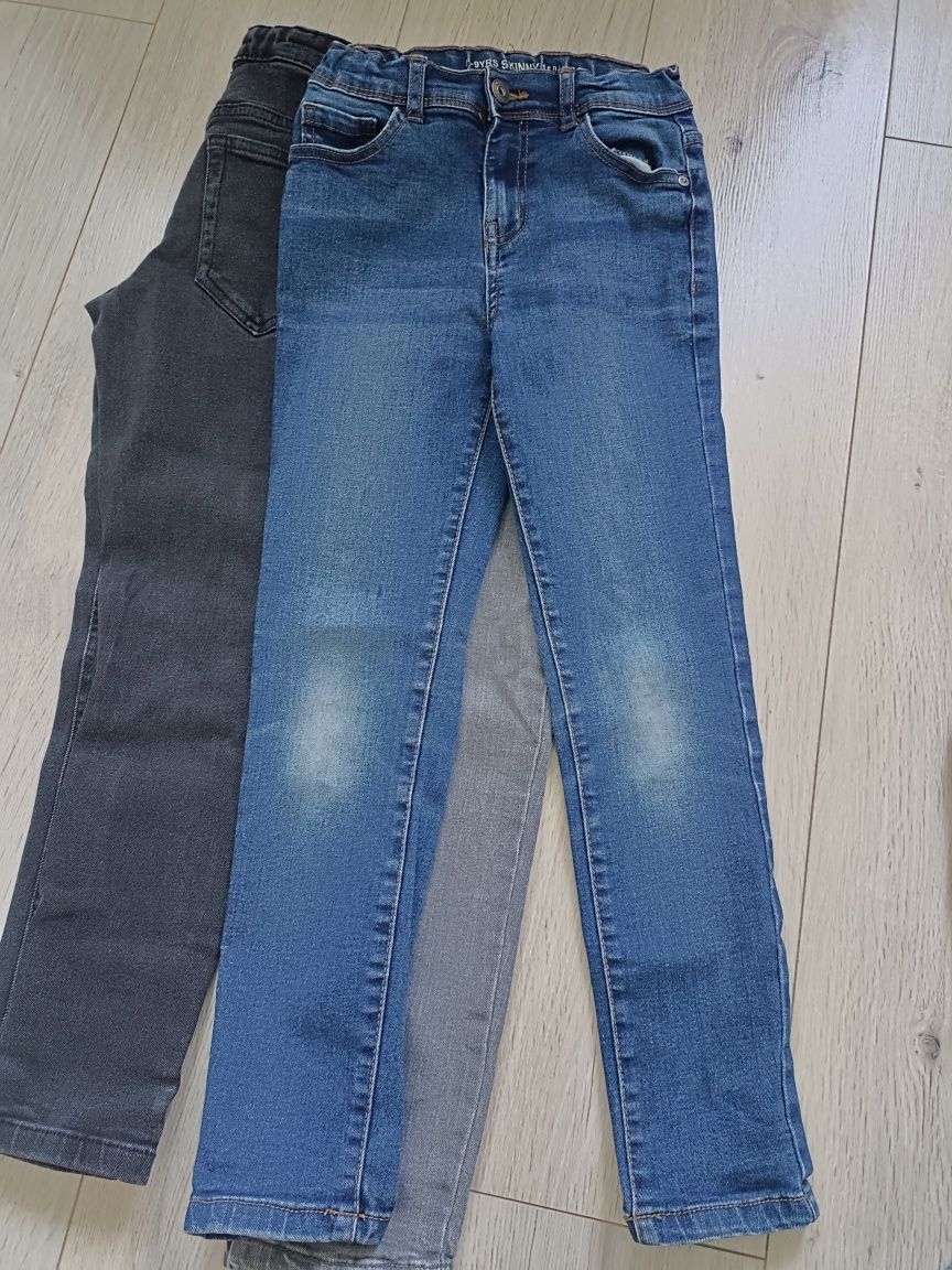 4 pary jeansów skinny 8-9 na 134 cm
