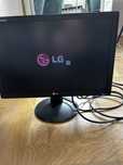 Monitor LG 19 calowy