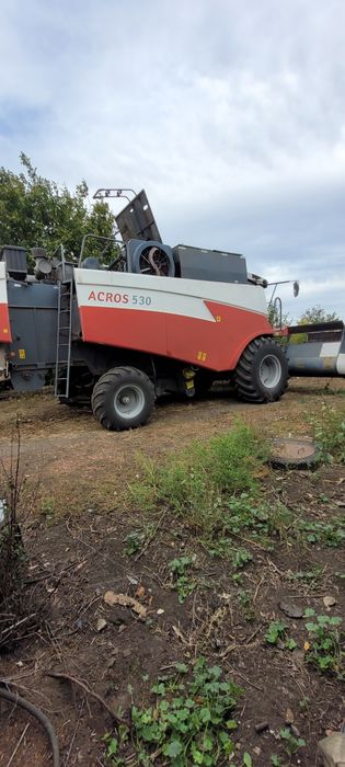Продам комбаин AKROS 530