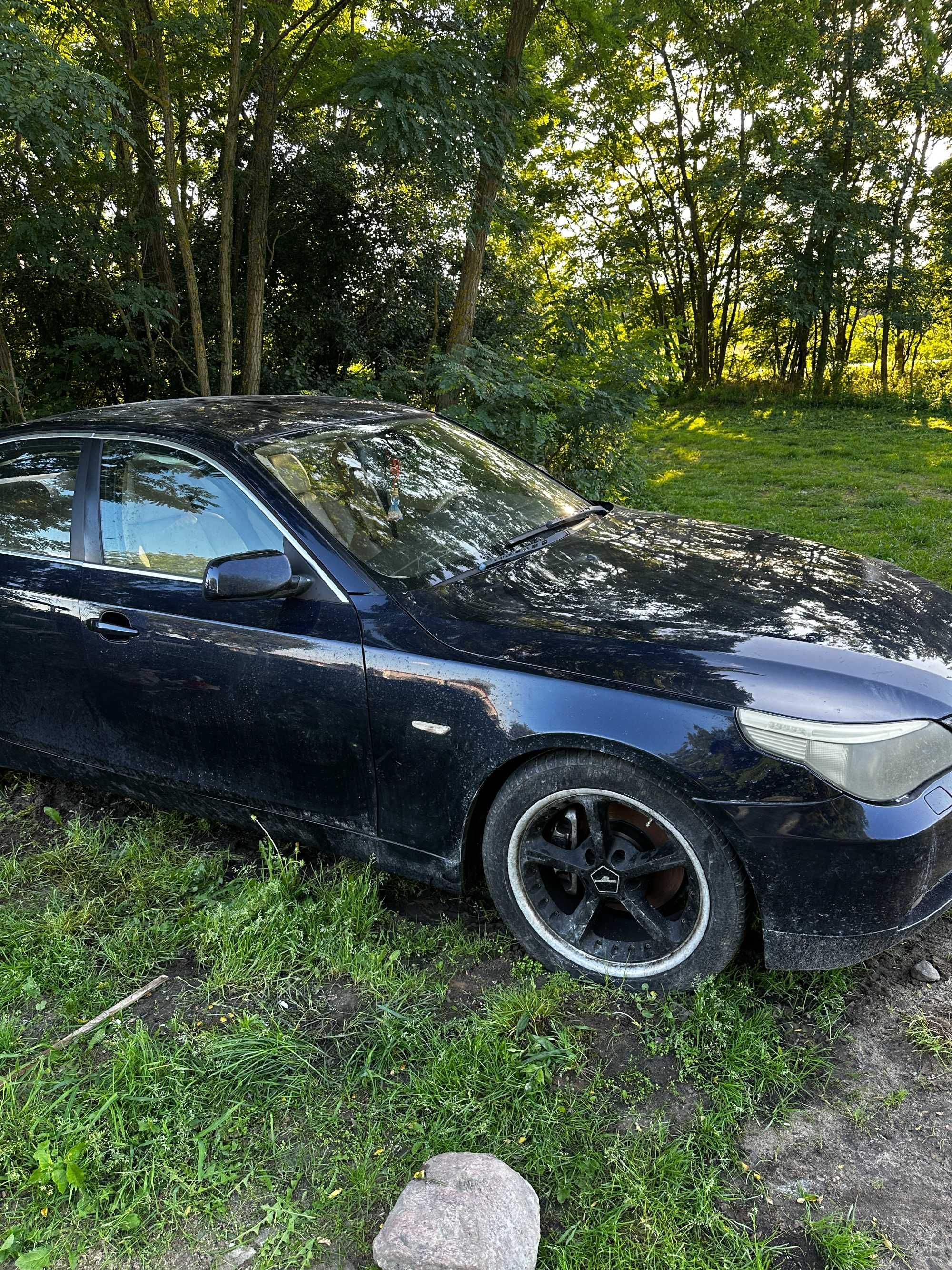 BMW E60 3.0 wypadkowa