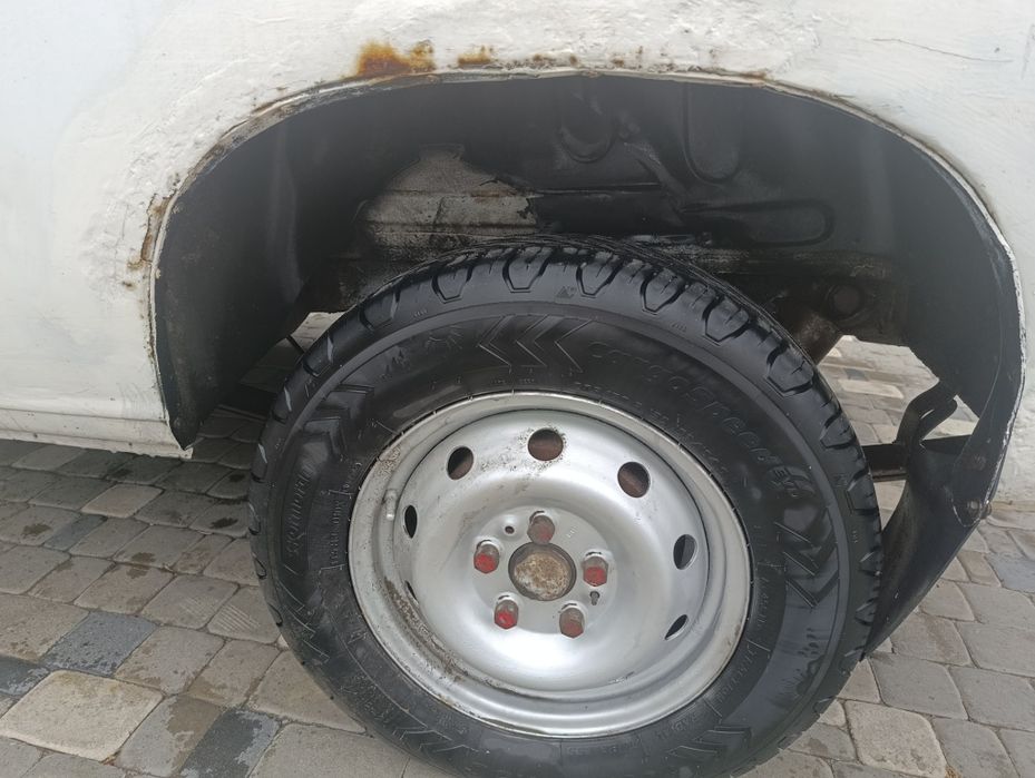 Продам бус. Пежо боксер.2.5 тд. 1996рік 2300 торг.