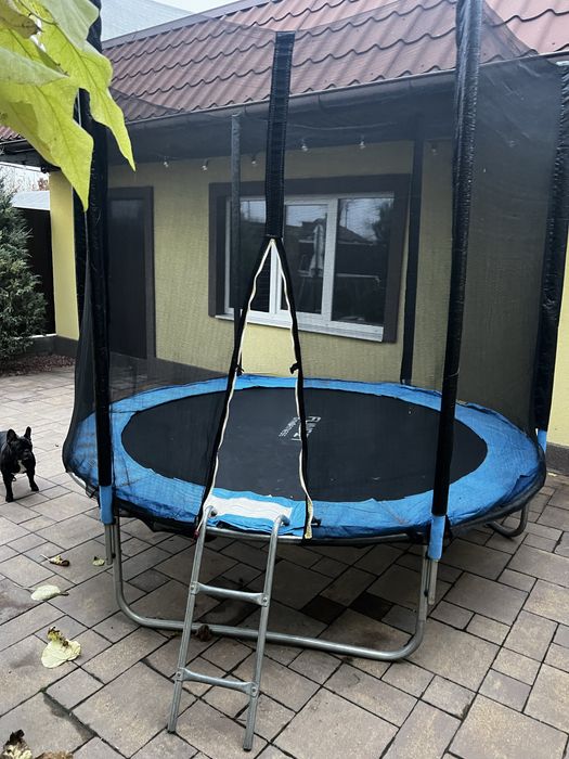 Батут 3 м б/у в гарному стані