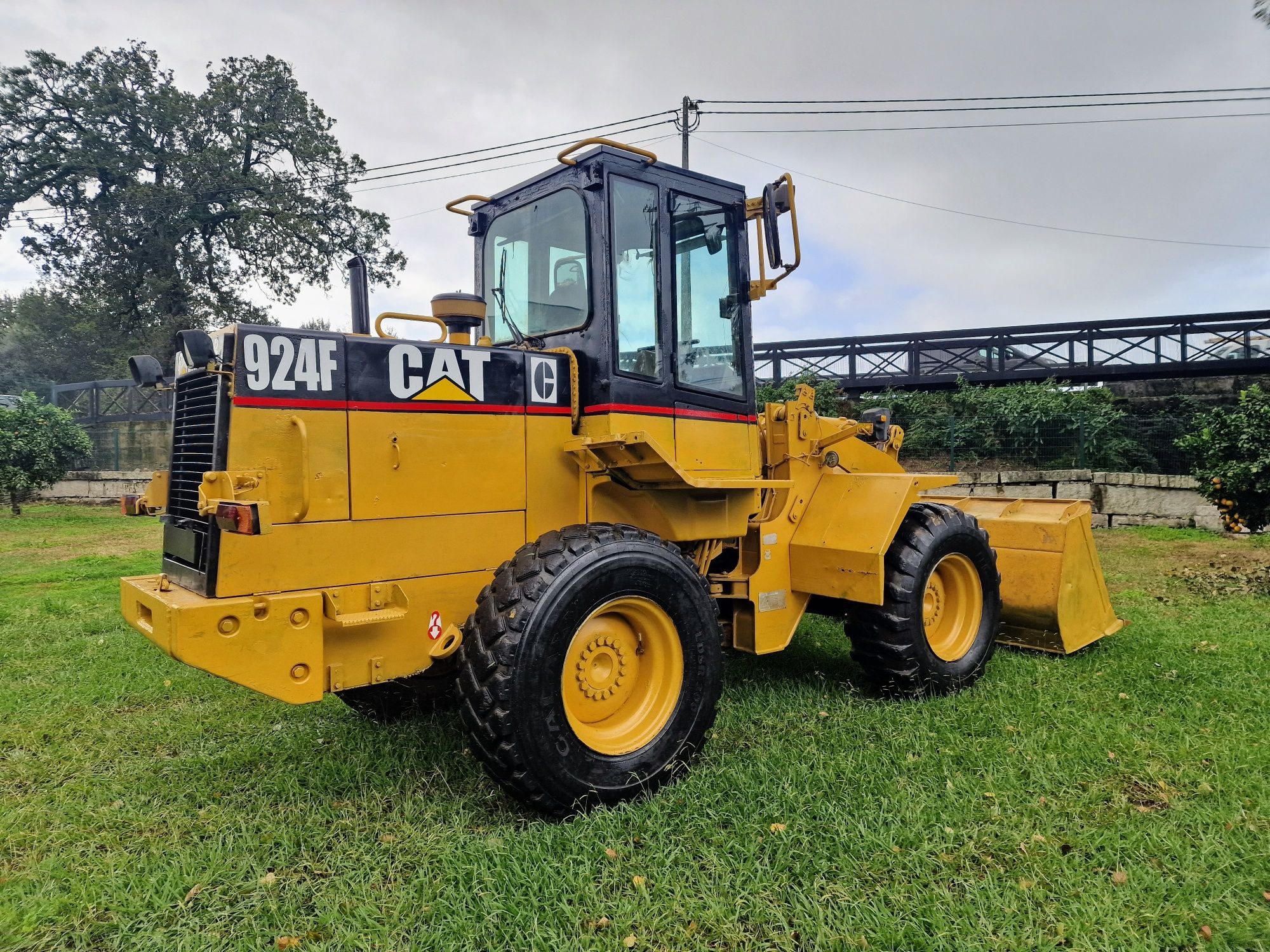 Pá carregadora caterpillar