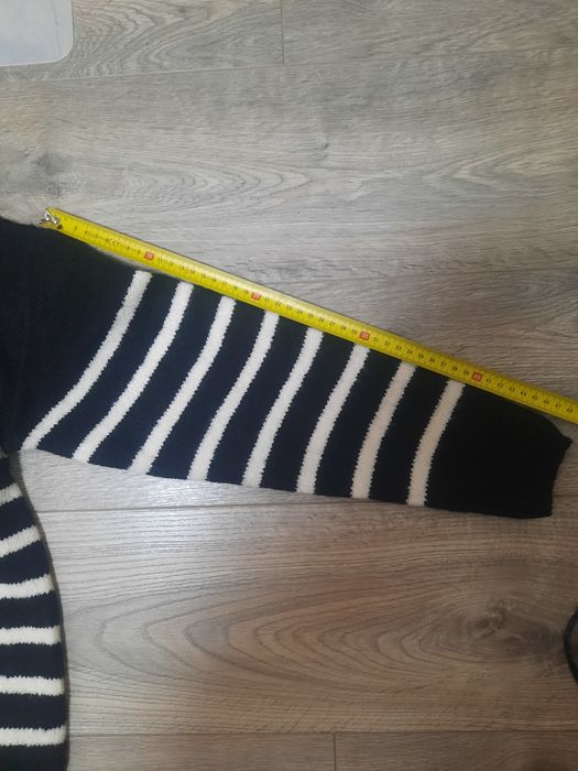 Кофточка жіноча вязана