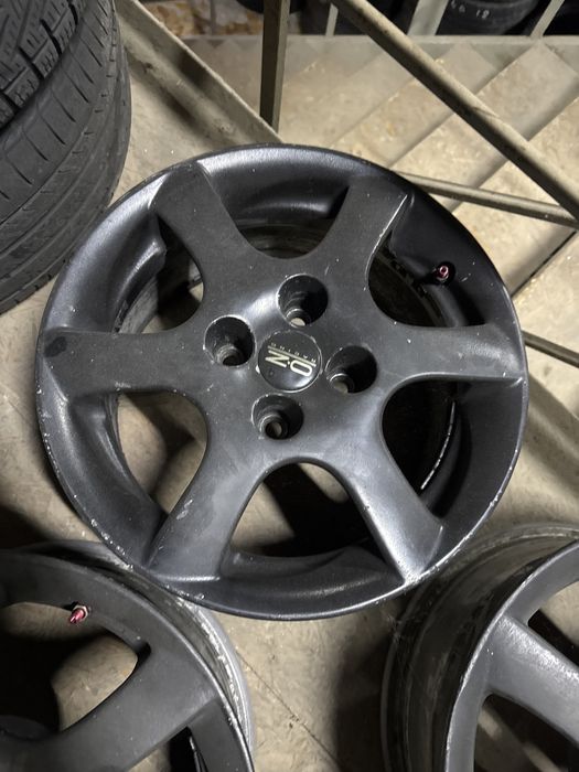 Легкосплавные диски R15 OZ ET37 7j 4х108 в хорошем состоянии