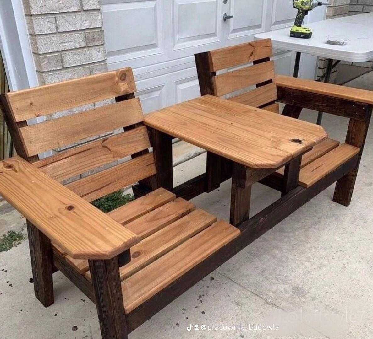 Krzesło i stół/drewniane produkty