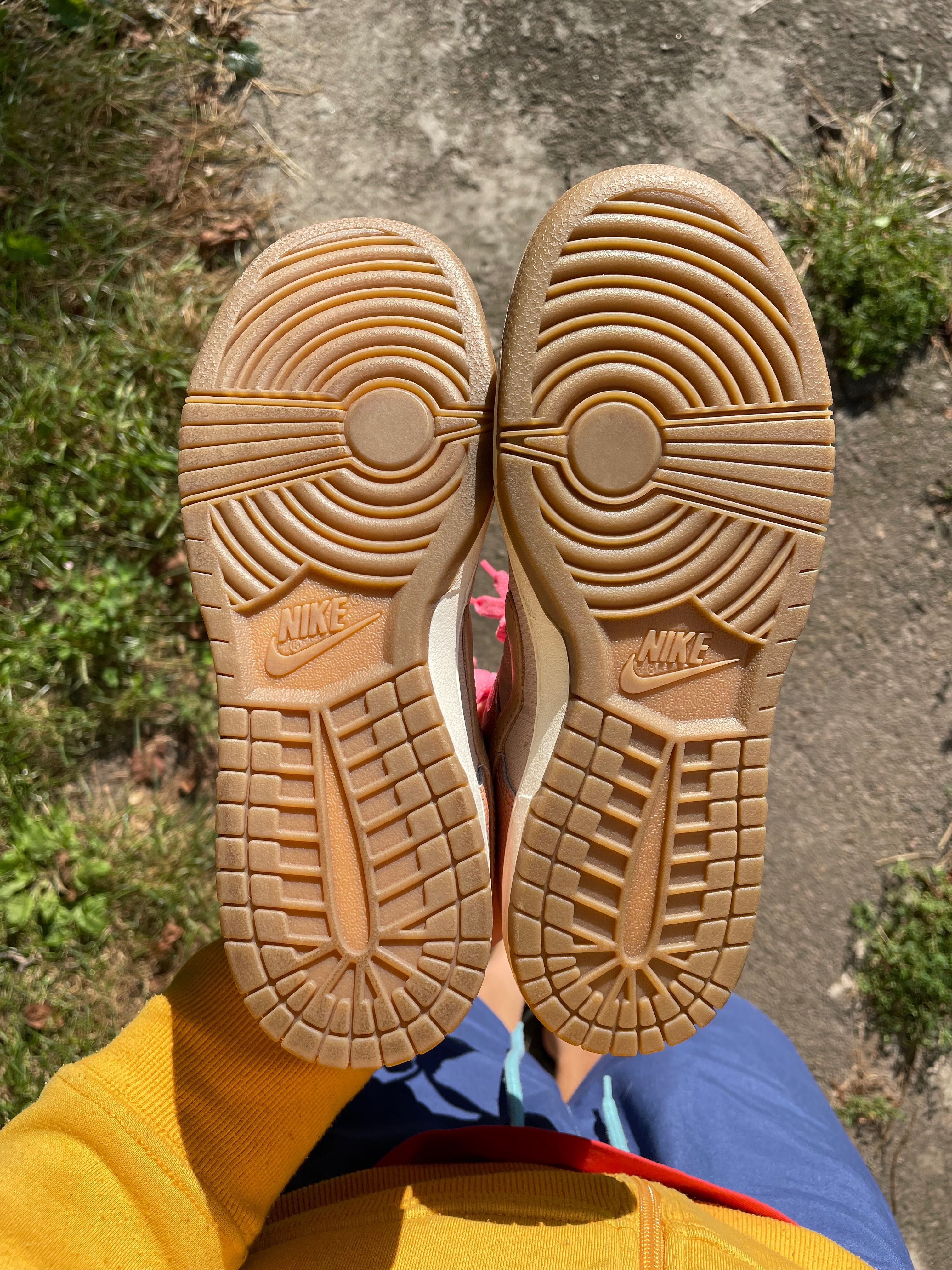 ОРИГІНАЛ Nike Barbie Dunk 37,5
