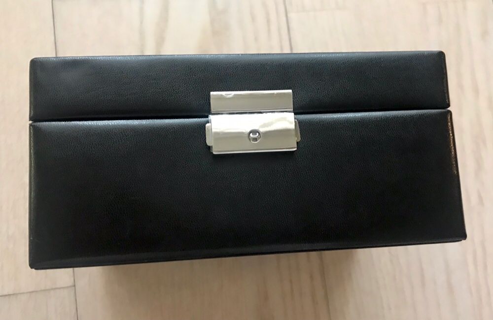 Шкатулка бокс кейс WINDROSE для хранения 8 часов