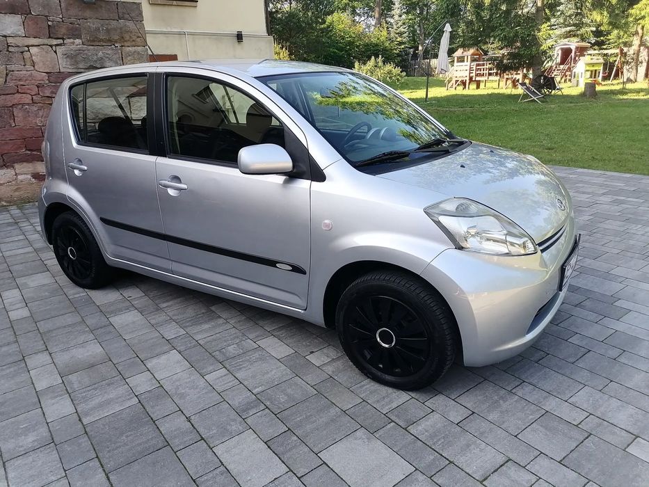 Daihatsu Sirion Daihatsu Sirion 1.3 benzynka super stan.