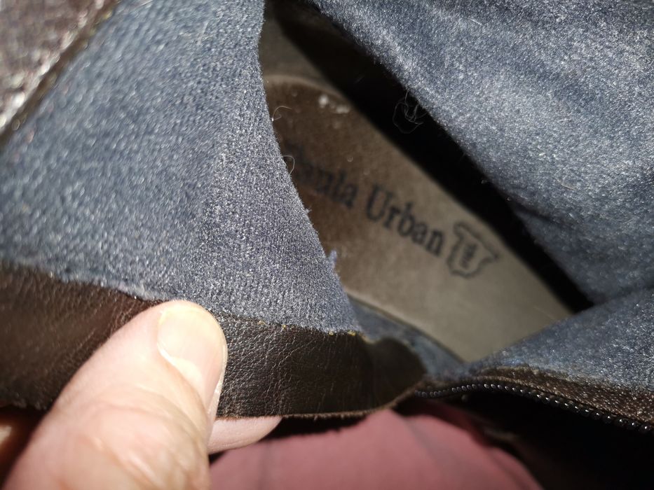 Botas de senhora em pele