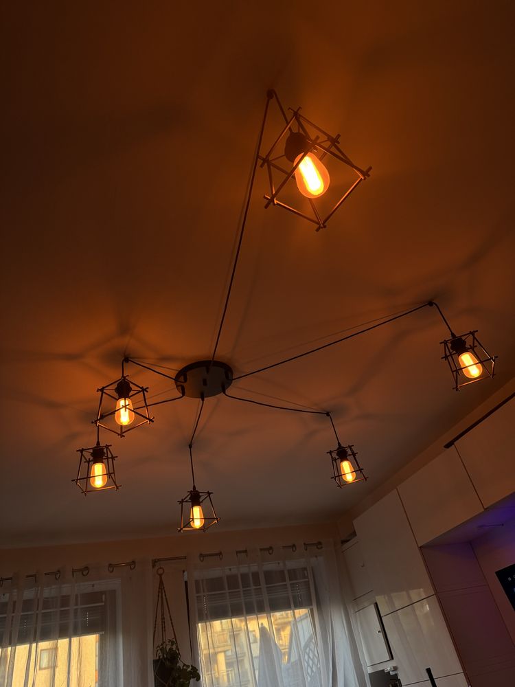 Lampa pająk loft.