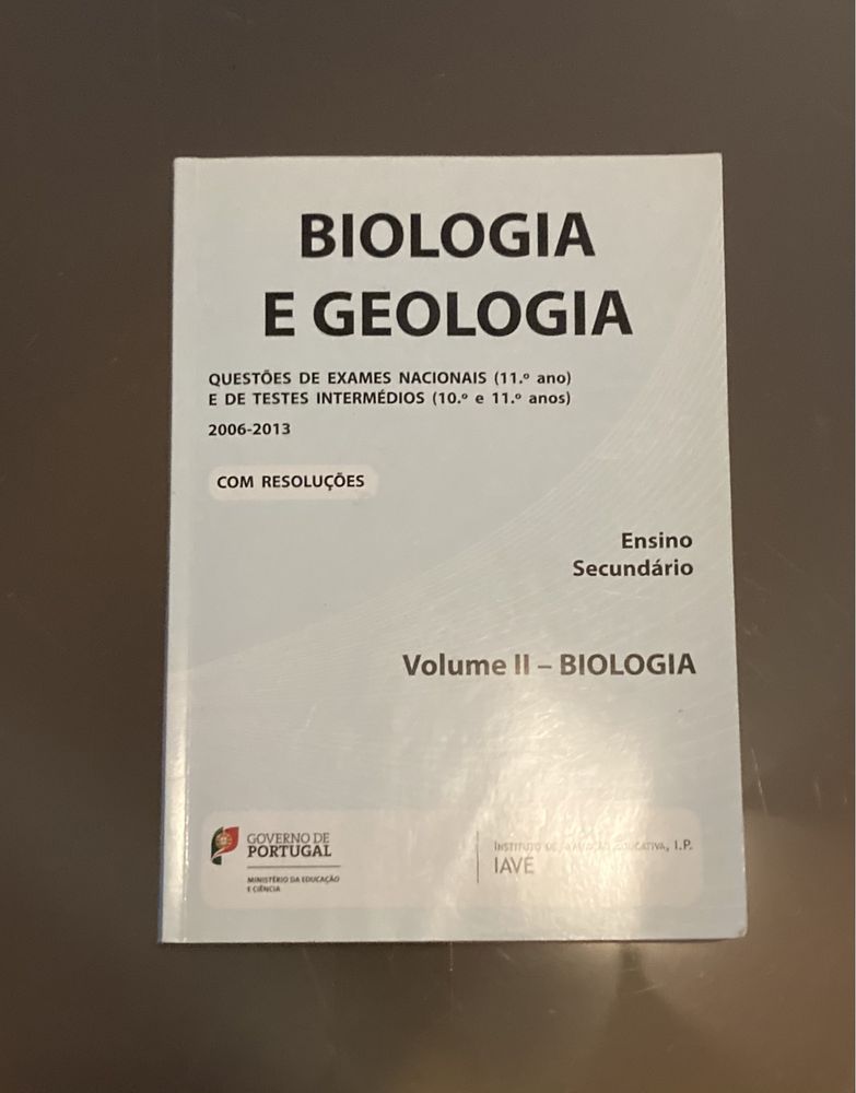 Livro preparação exame Biologia e Geologia 11ano