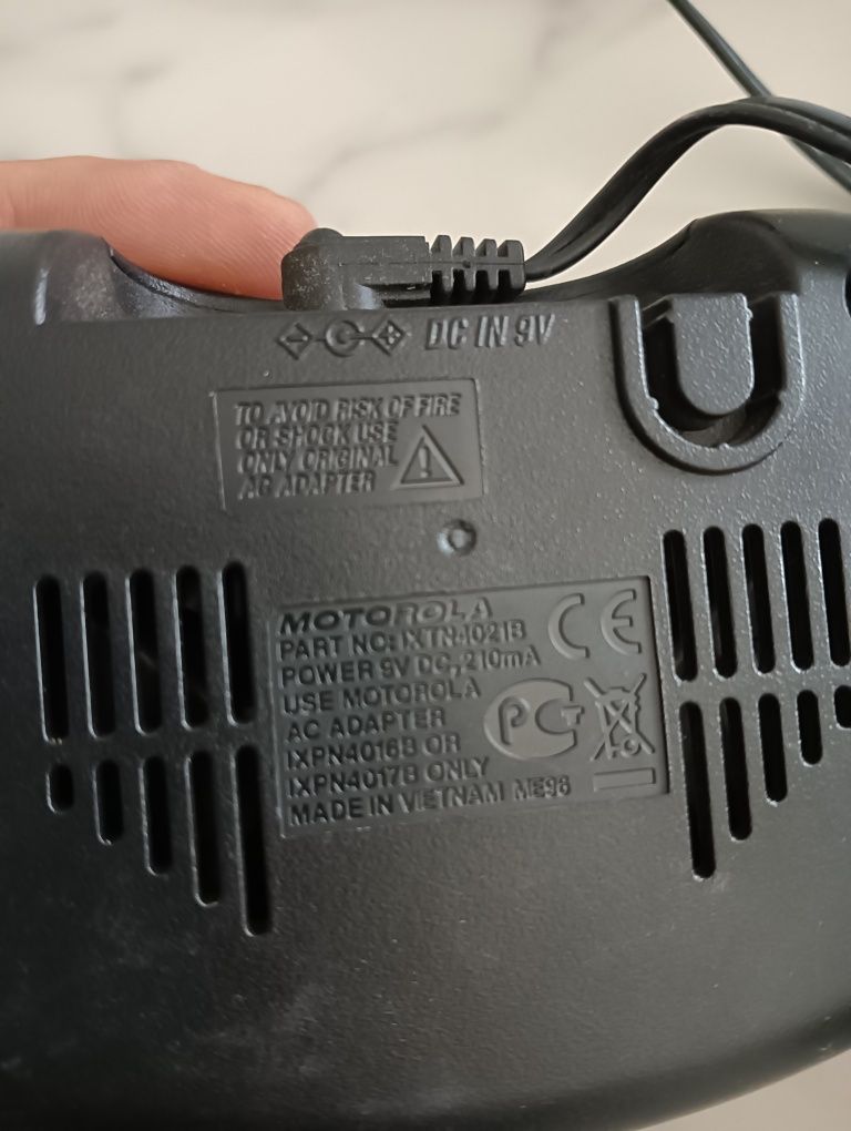 2 Walkie Talkie Motorola e carregador. Usados em bom estado*