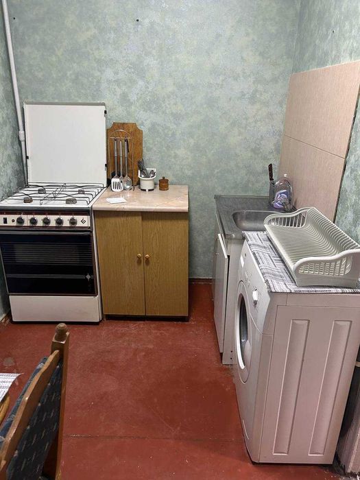 Сдам 1 км квартиру р-н метро Холодная гора