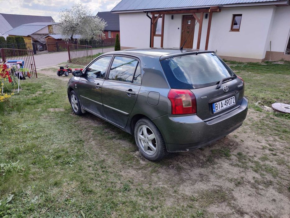 Toyota Corolla e12 hatchback 2004 rok 2.0 diesel 116 km