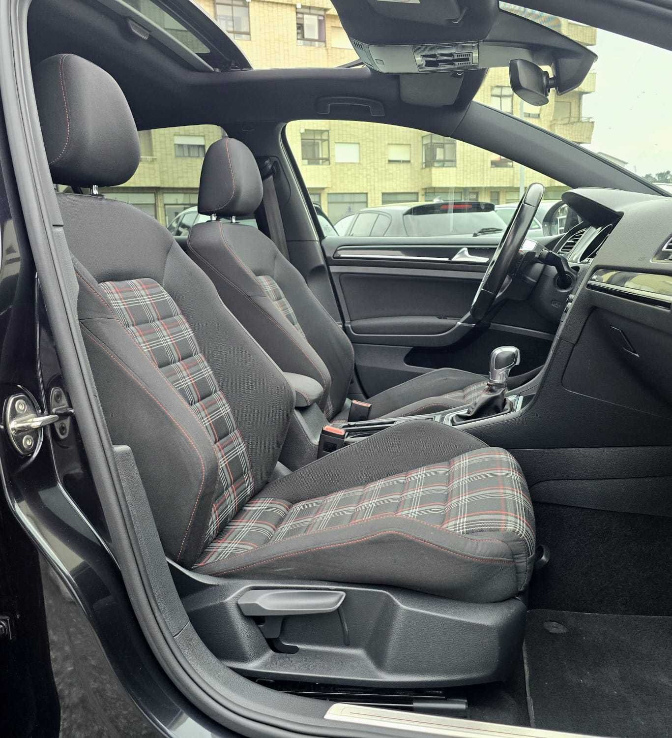 VOLKSWAGEN GOLF 7 GTI 2.0TSI 230CV PERFORMANCE "DSG" "FULL EXTRAS"