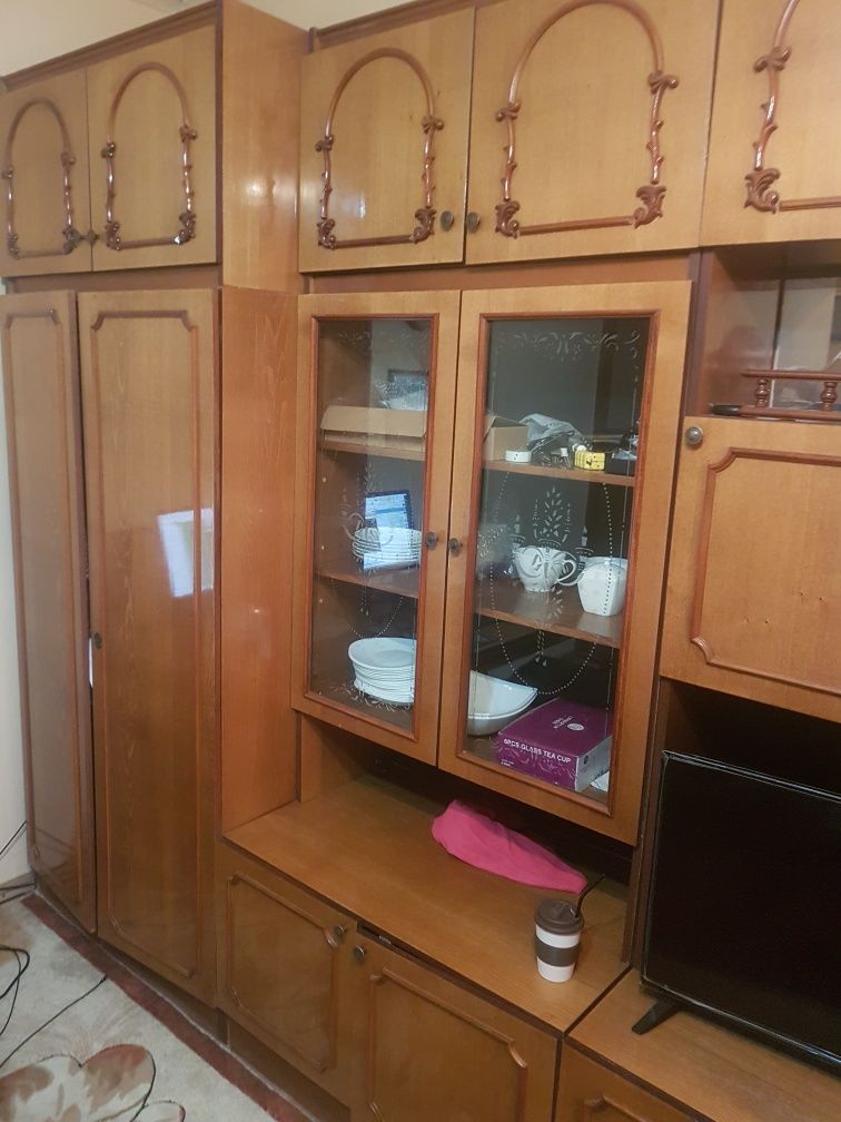 Меблева стінка, мебель, сервант