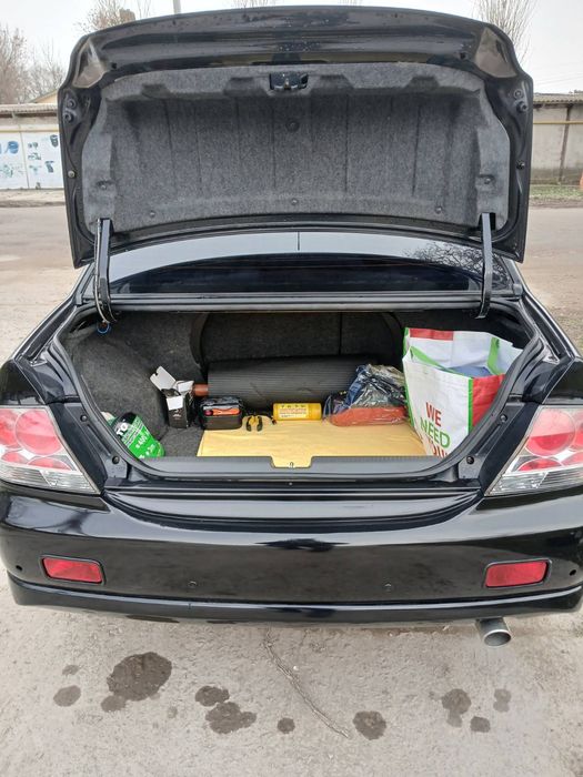 Mitsubishi Lancer 9
