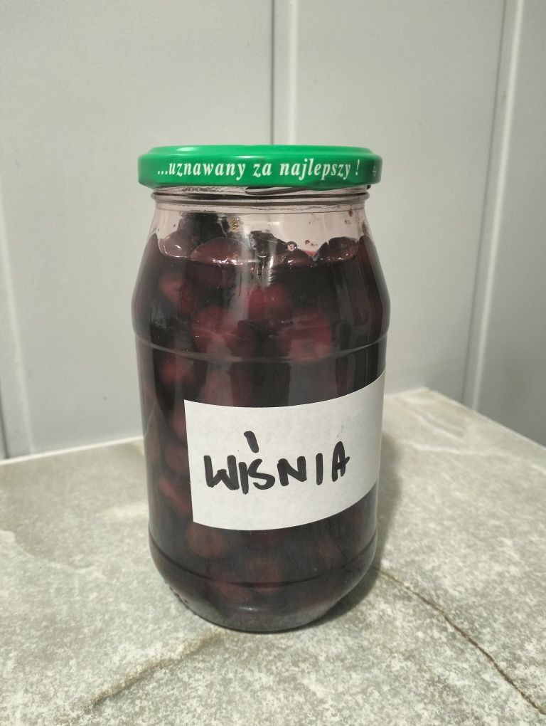 Wiśnie w syropie
