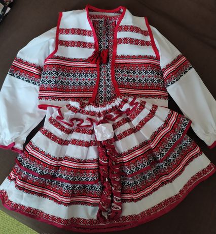 Вишиванка-костюм для дівчинки 5-7 років