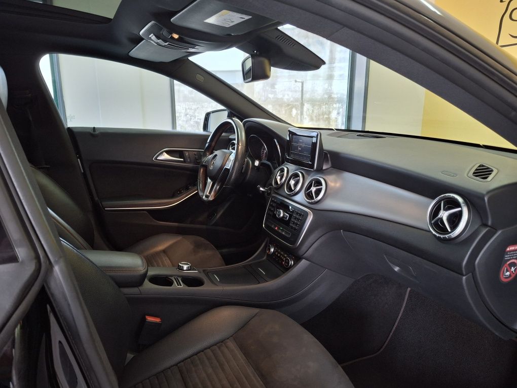 Mercedes-Benz Cla 220d Amg 7G