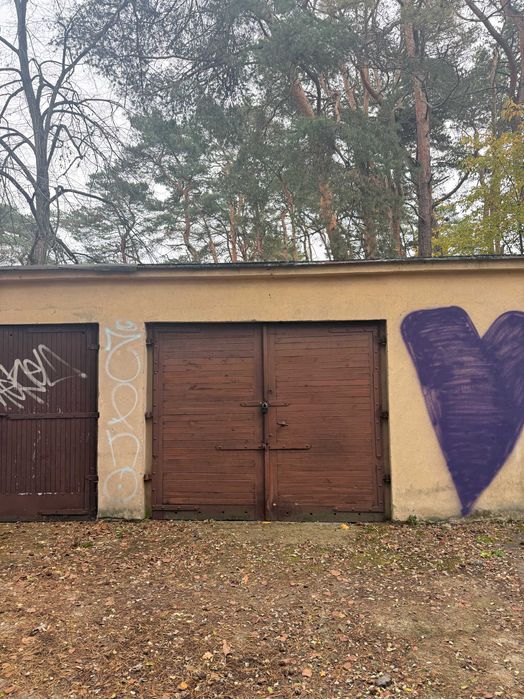 Murowany garaż wolnostojący 23m2  / kanał / oświetlenie / Otwock