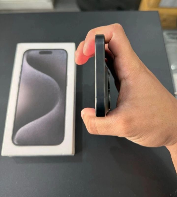 iPhone 15 pro 128GB