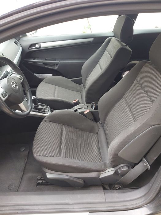 Opel Astra GTC 1.3 cdti de 2008