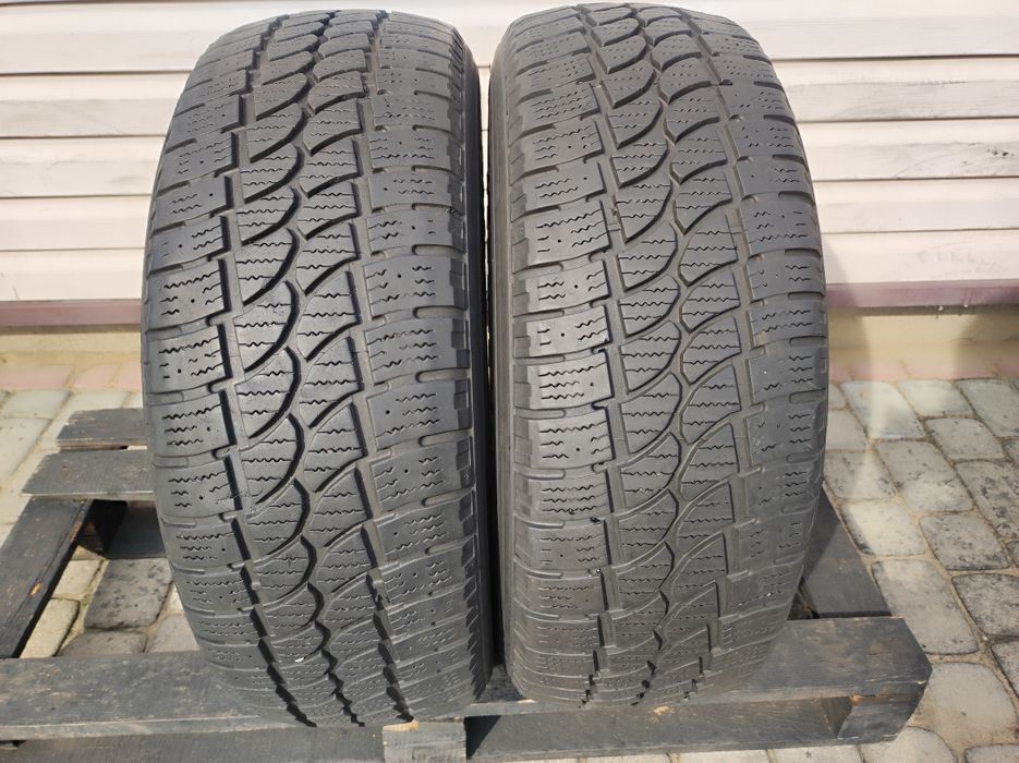 235.65.16c Dwie opony zimowe Kormoran Vanpro Winter