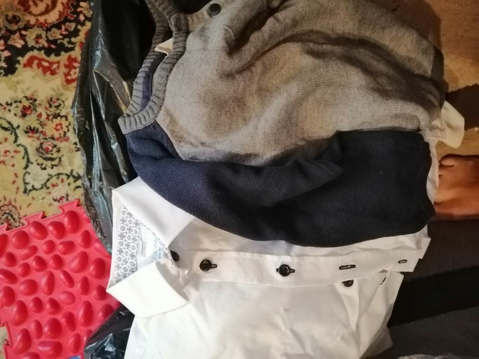 Отдам вещи на мальчика