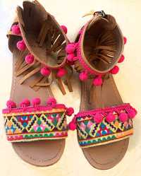 sandalias criança estilo boho