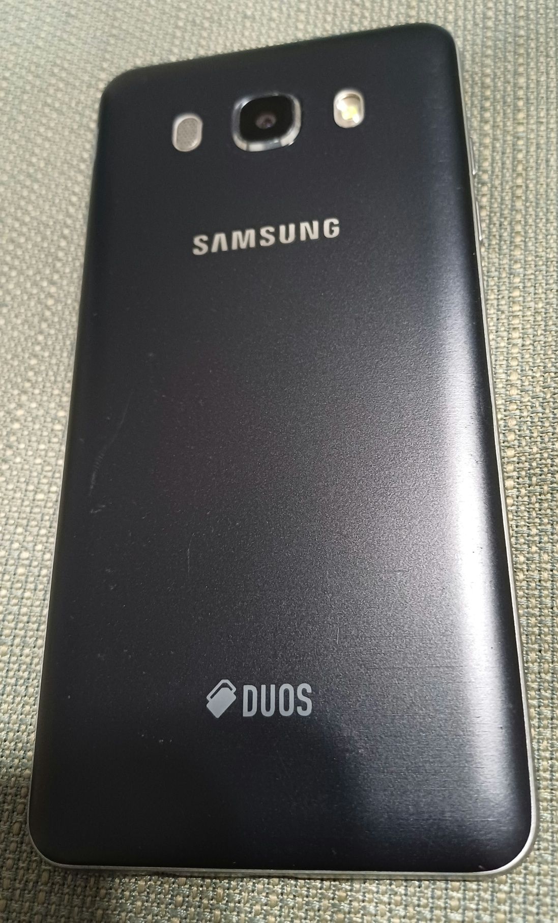 Телефон смартфон Samsung J5