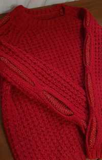Теплий в'язаний светер