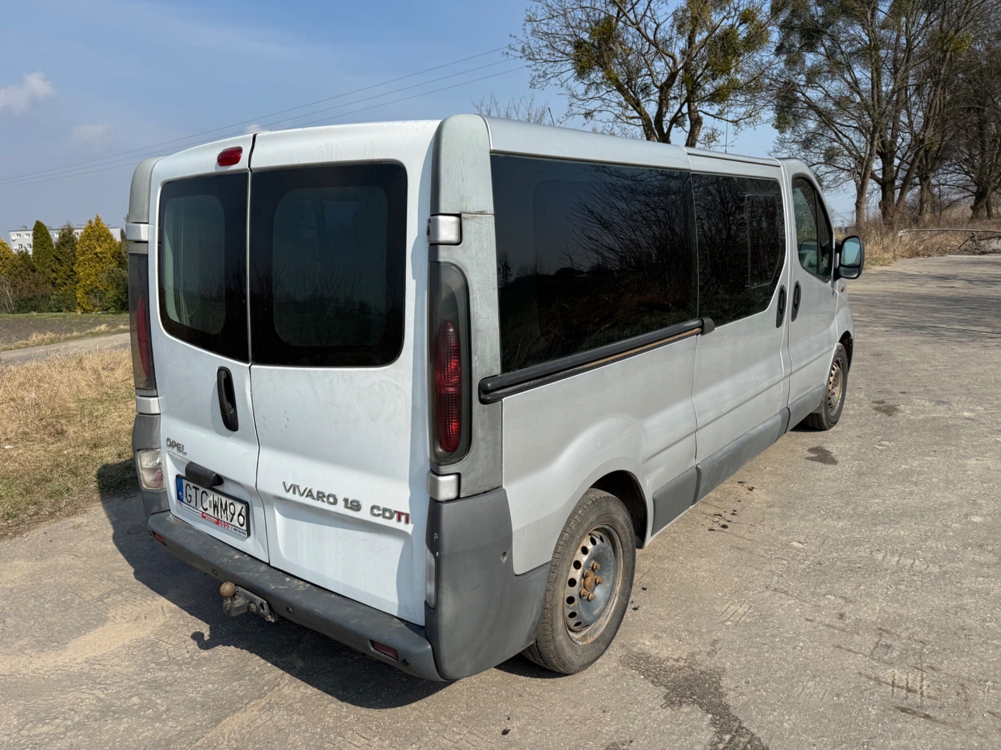 Opel Vivaro 1.9 disel 2004, 9 osobowy
