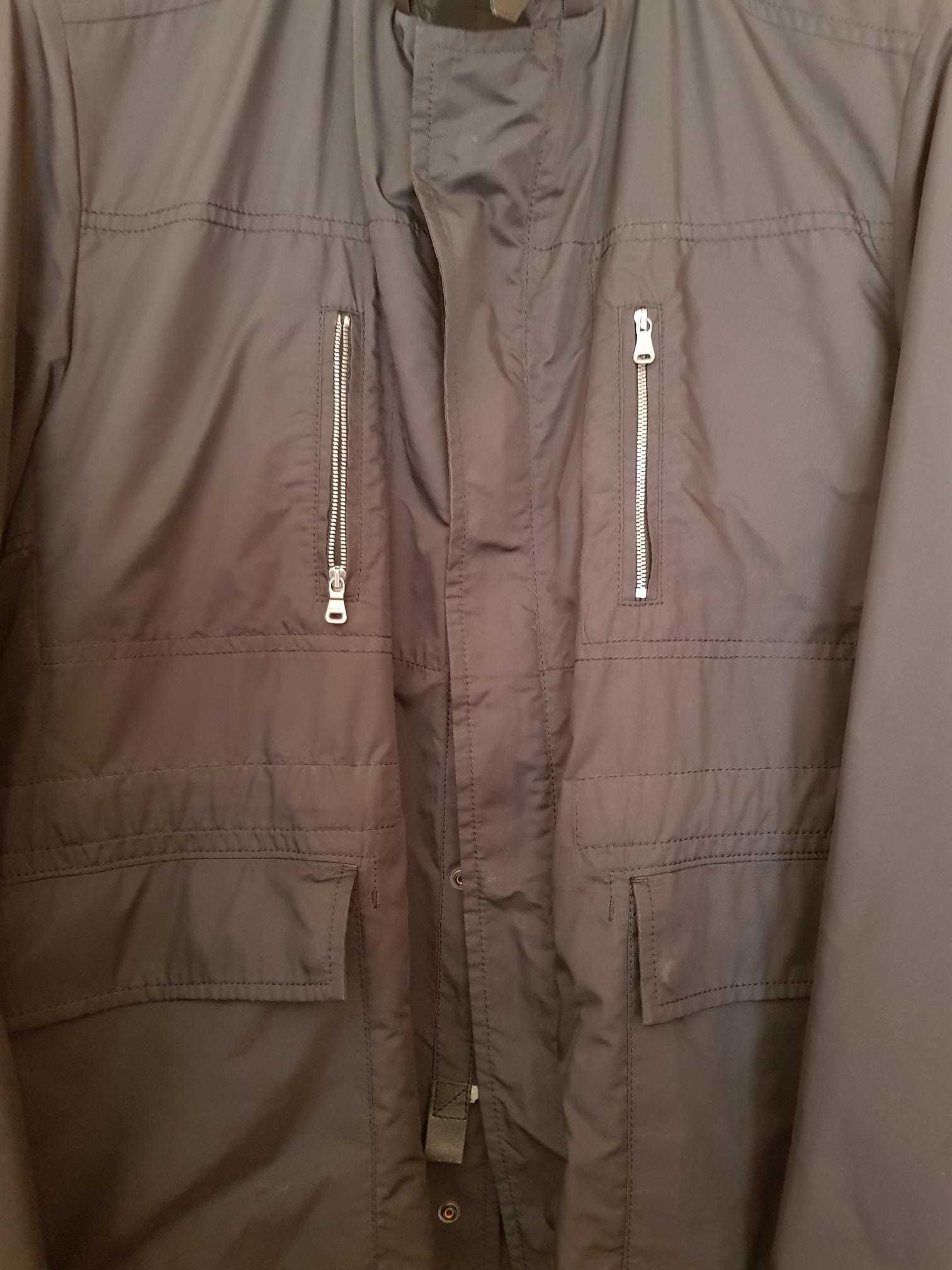 Parka curta Hugo Boss, tamanho 50