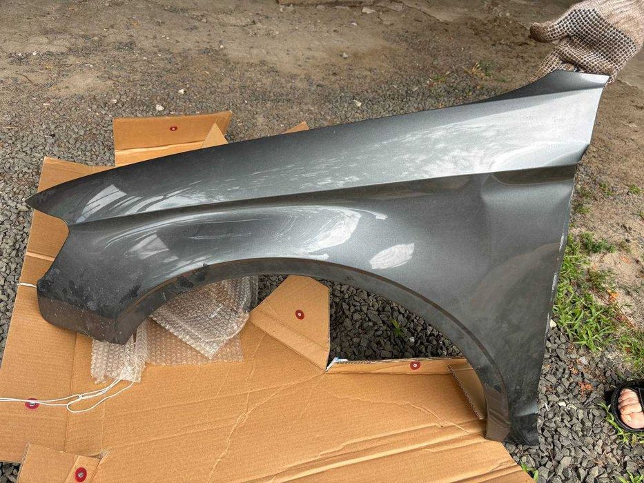 Переднє ліве крило, оригінал ауді а3 седан