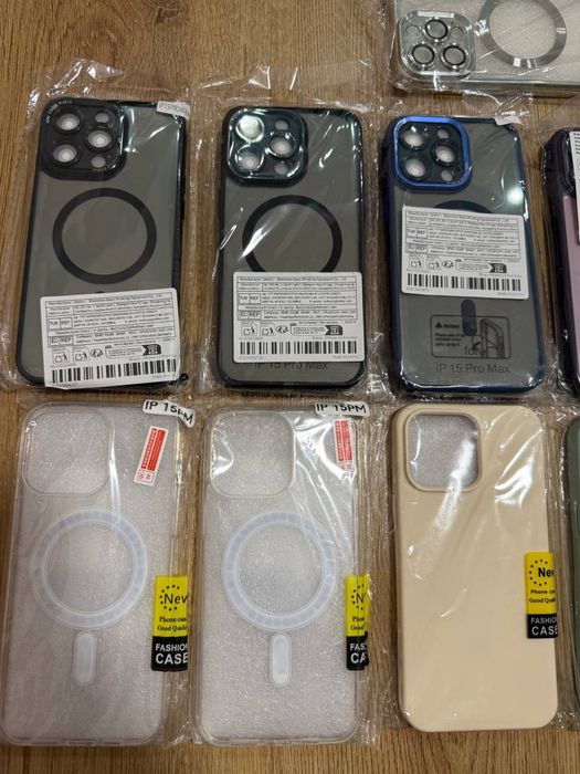 Продам чохли для Айфон 15 Про Мак