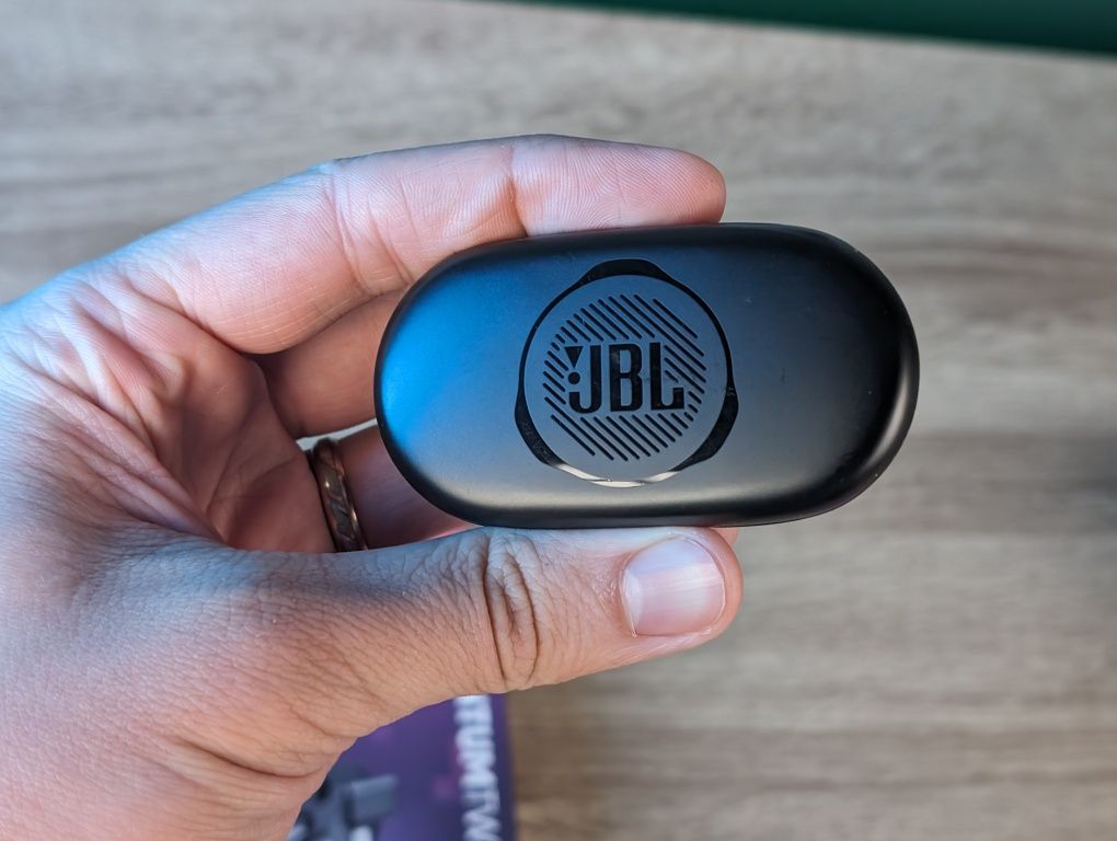 Продам навушники JBL Quantum TWS (офіційні, з гарантією)