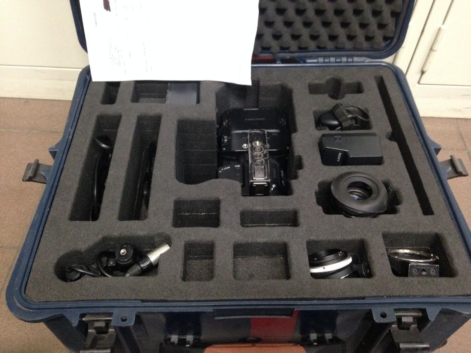 SONY NEX FS-700E kamera profesjonalna z dodatkami