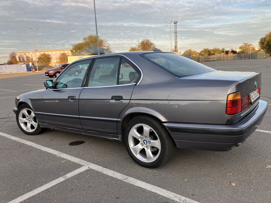 BMW E34 240D автомат