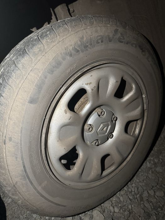 Диски та шини R16 Renault Duster (Рено дастер). Оригінальні.