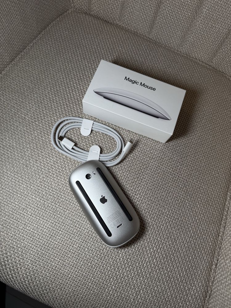 Apple Mysz Magic Mouse - biała NOWA