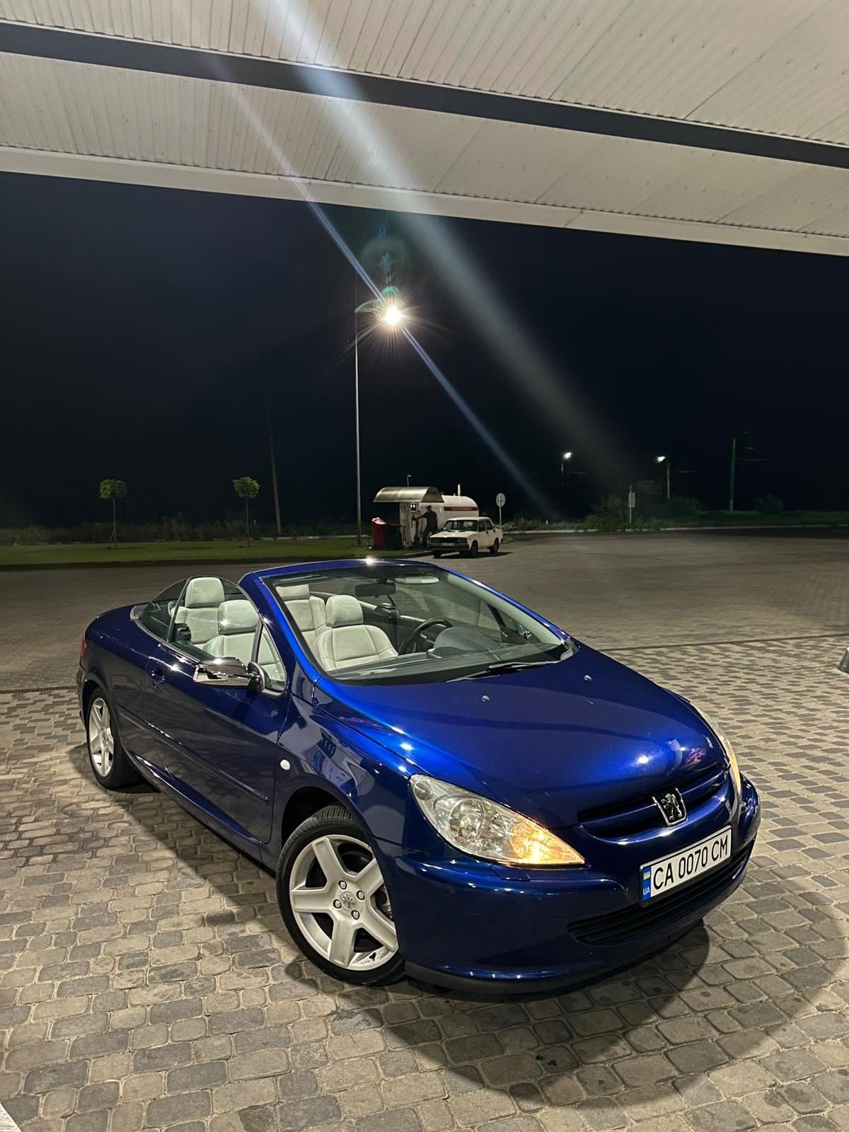 Peugeot 307CC 2004 року