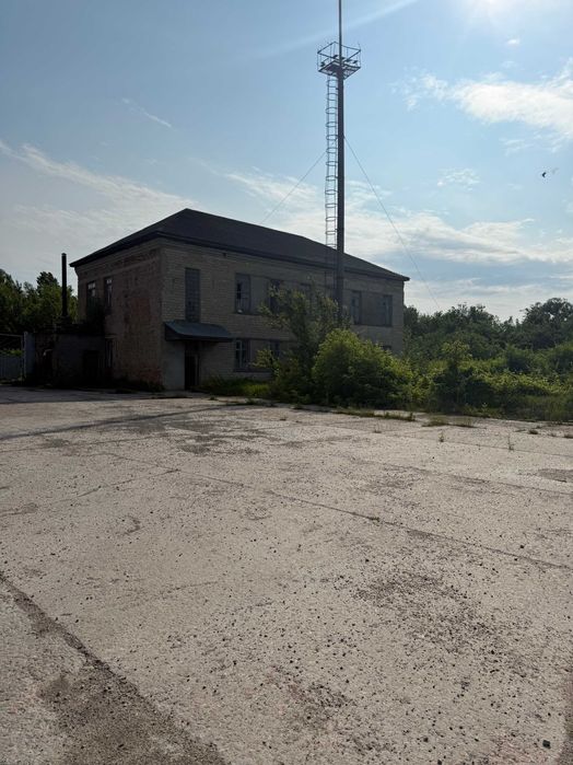 Здаємо в оренду з правом викупу комерційну нерухомість,склади,ангари