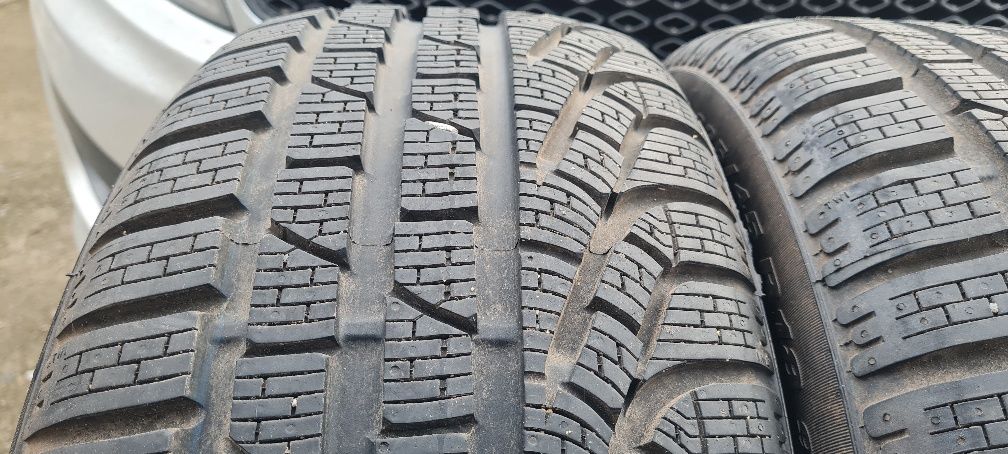 Pirelli Sottozero 225/45/18