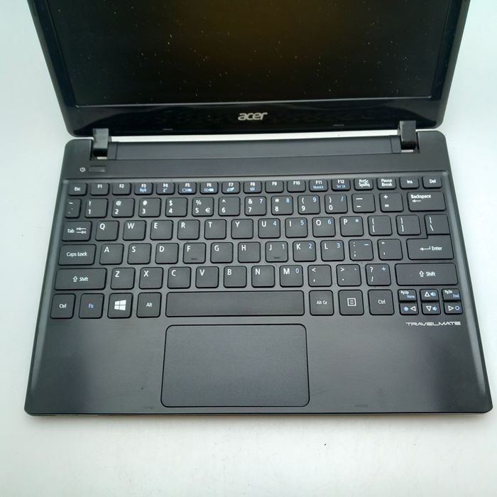 Laptop Acer travelmate B113 8/256GB SSD