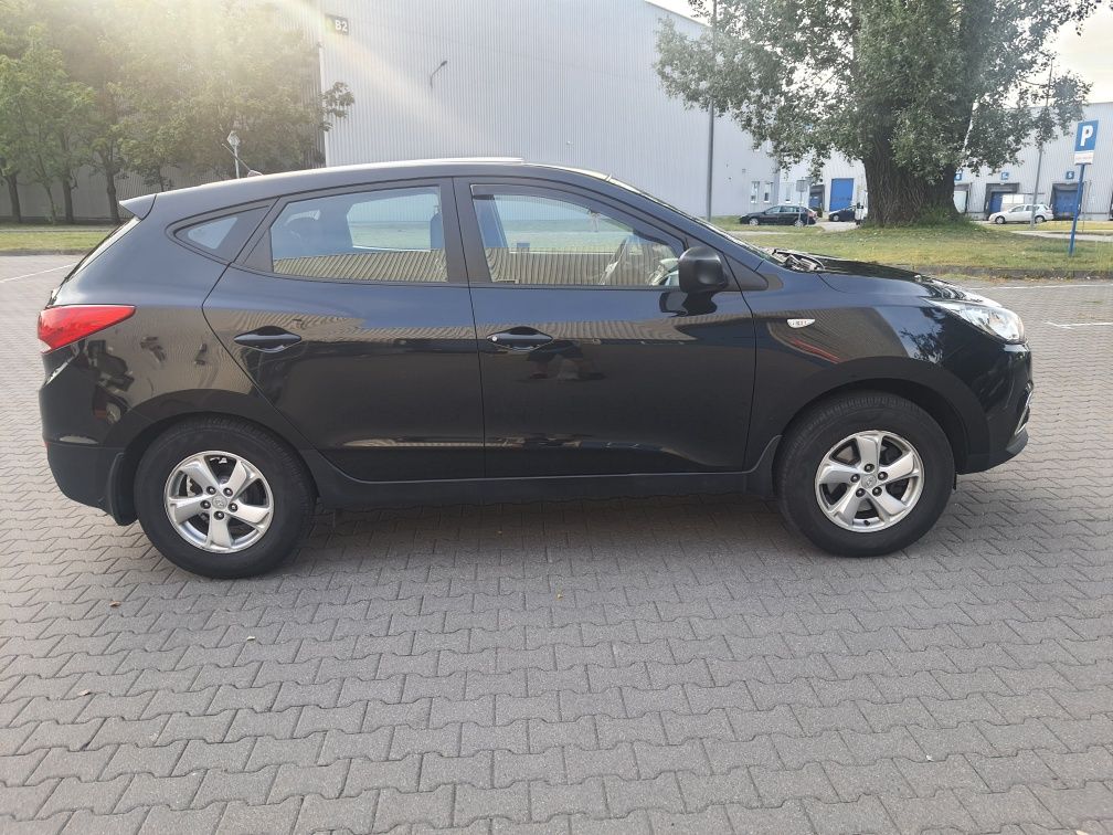 Ix 35 2.0 mpi lpg klima  opony