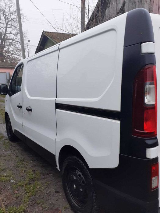 Продам Opel Vivaro 2016