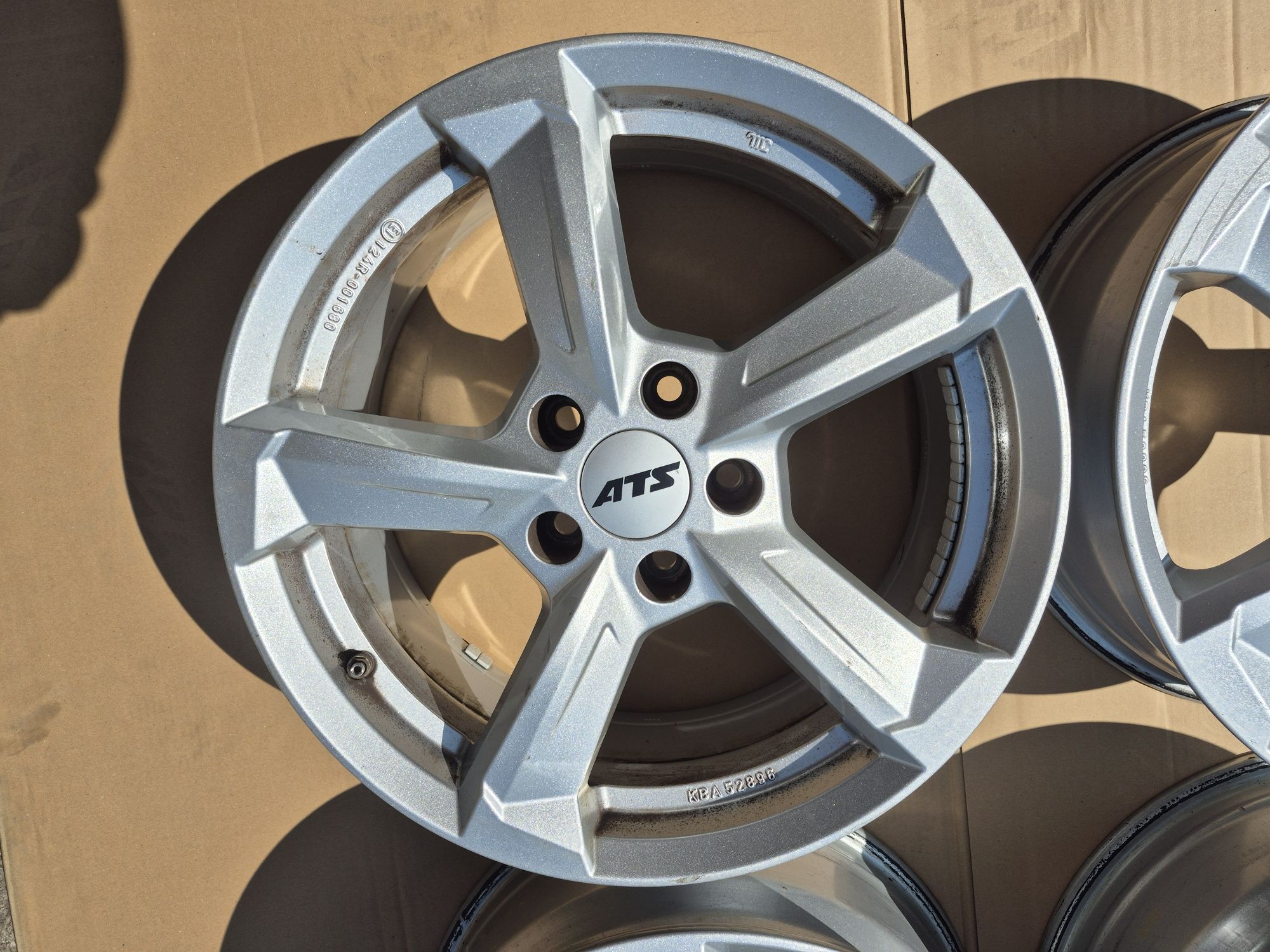 Ładne felgi aluminiowe 17" 5x112, et38, 7.5J. Proste.