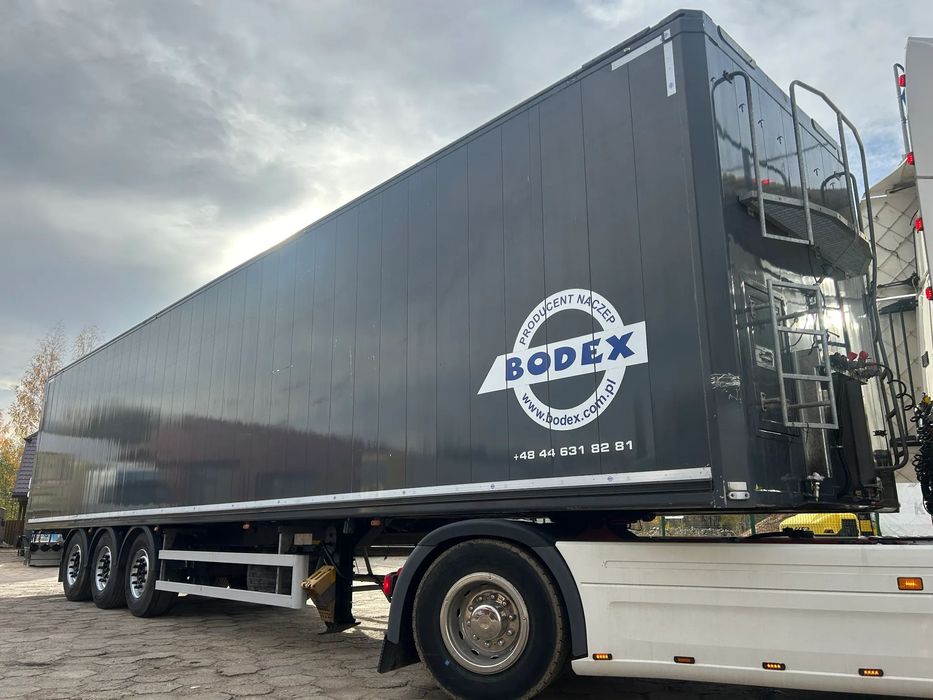 Bodex KIS3B / RUCHOMA PODŁOGA / CARGO FLOOR / NOWA PLANDEKA / NOWY PILOT DO STEROWANIA / OSIE SAF / OŚ PODNOSZONA / PRODUKCJA 2022 ROK !!  Hamulce tarczowe / OŚ PODNOSZONA / osie SAF / Ruchoma Podłoga